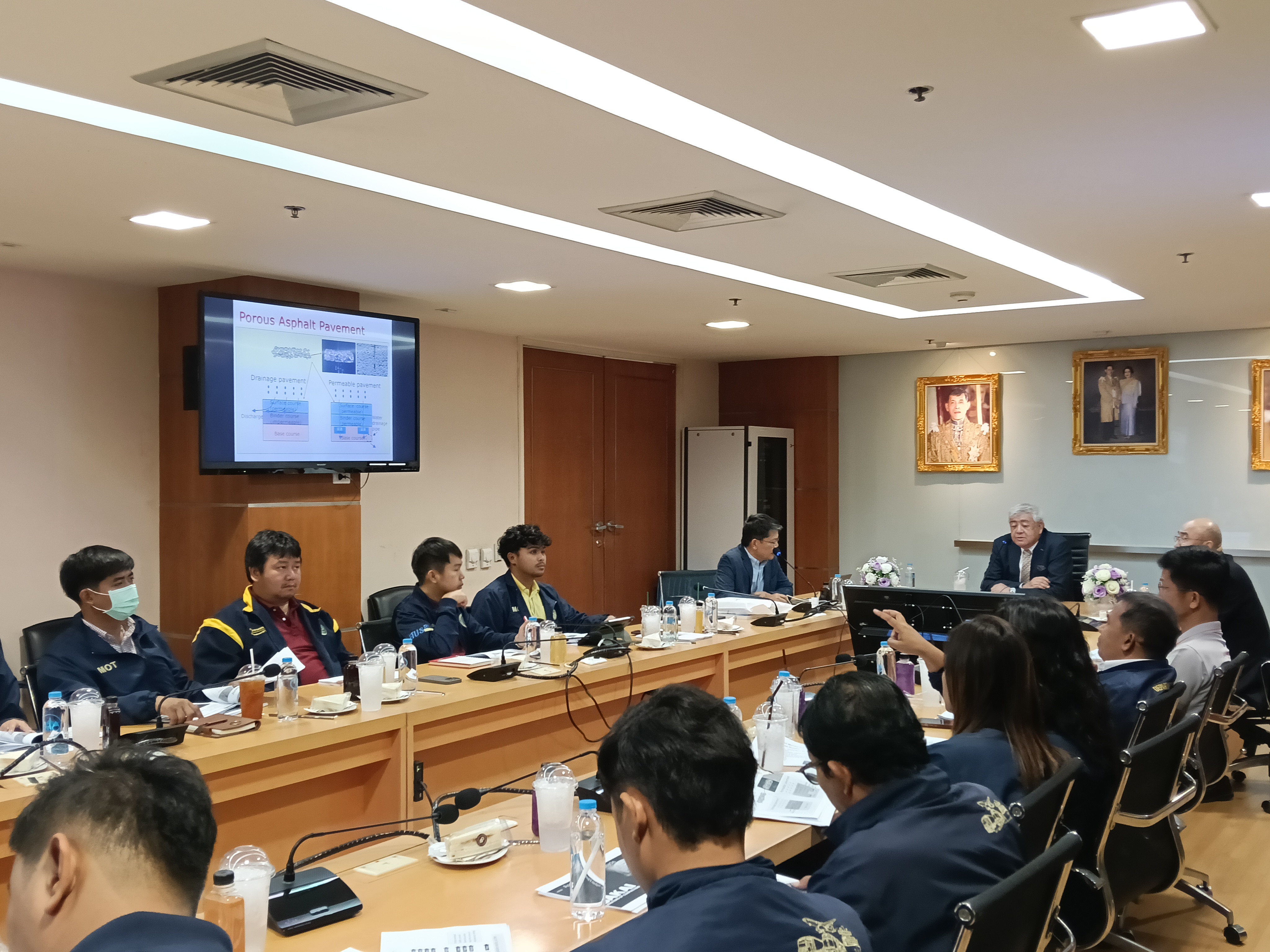 Sakai Heavy Industries, Ltd. Strengthens Partnership with Thailand by Hosting Road Paving Technology Seminar for Over 850 Attendees