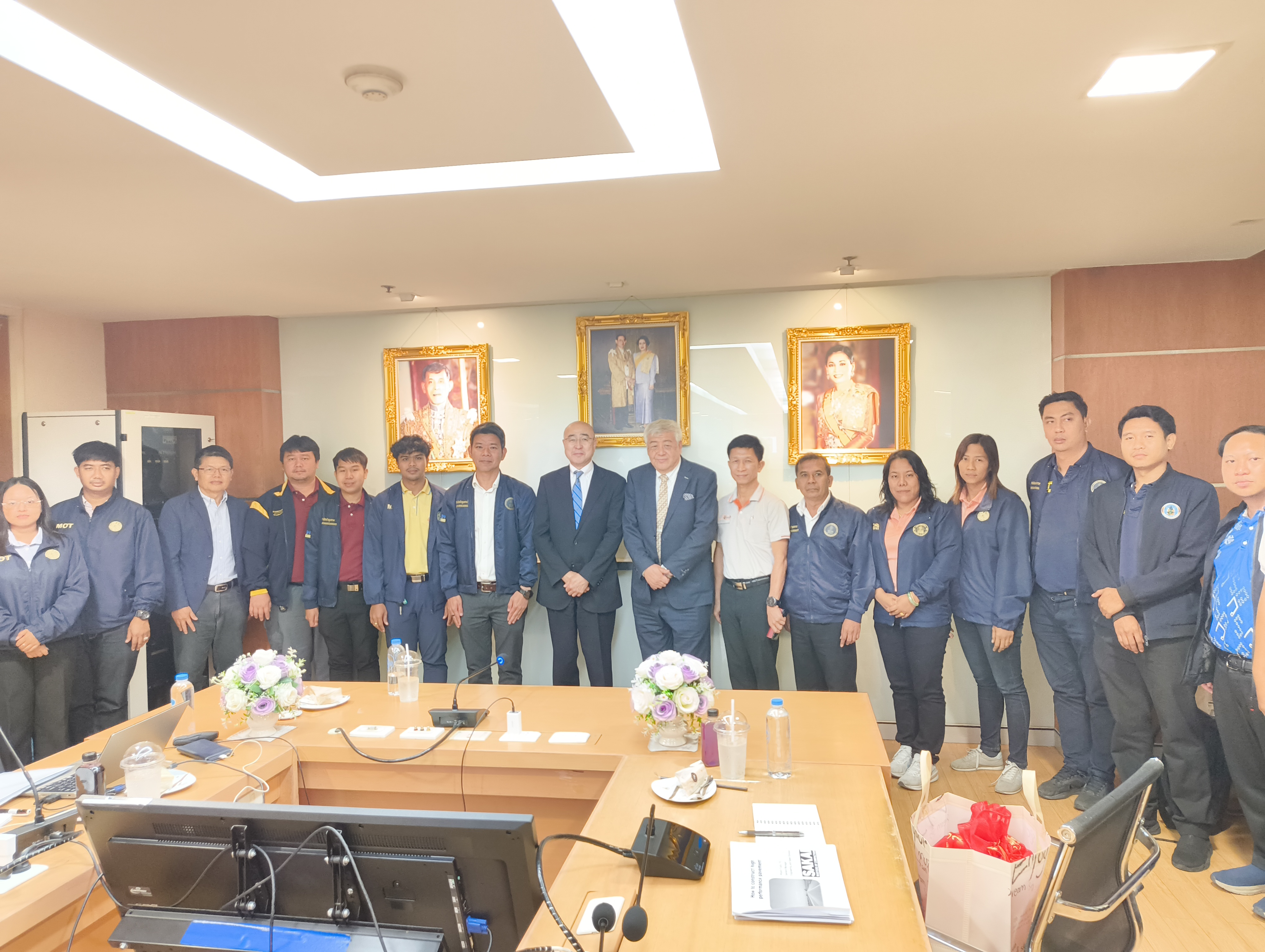 Sakai Heavy Industries, Ltd. Strengthens Partnership with Thailand by Hosting Road Paving Technology Seminar for Over 850 Attendees